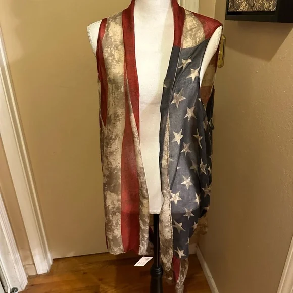 American flag scarf. One size fits most. - Picture 5 of 6